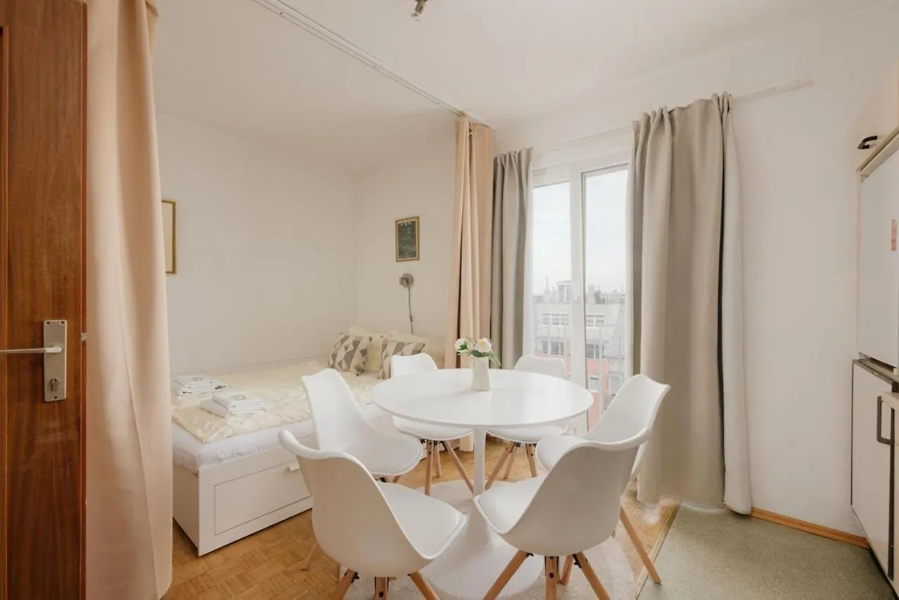 Apartment Zentral Direkt An U-Bahn Station Vienna