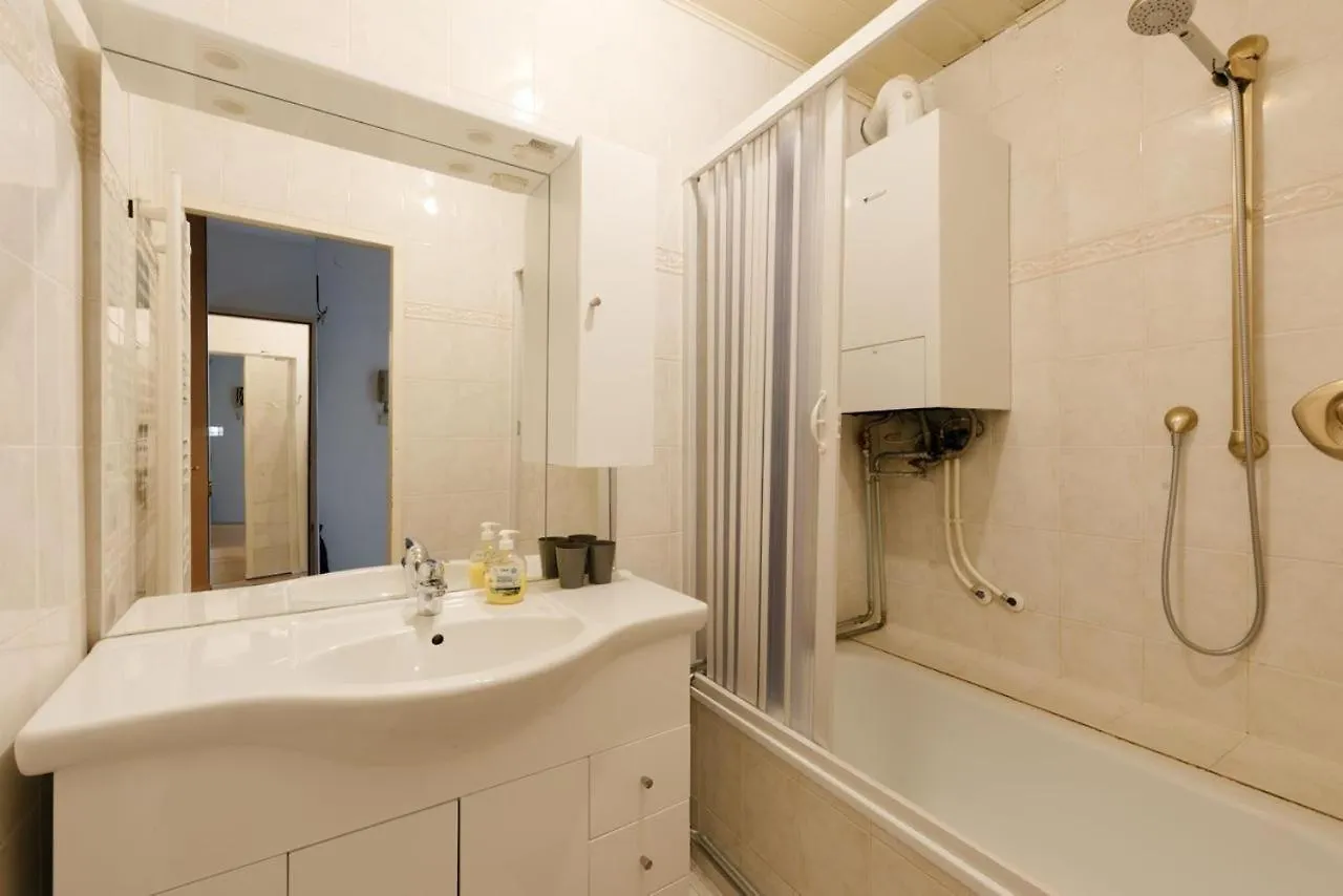 Apartment Zentral Direkt An U-Bahn Station Vienna Austria