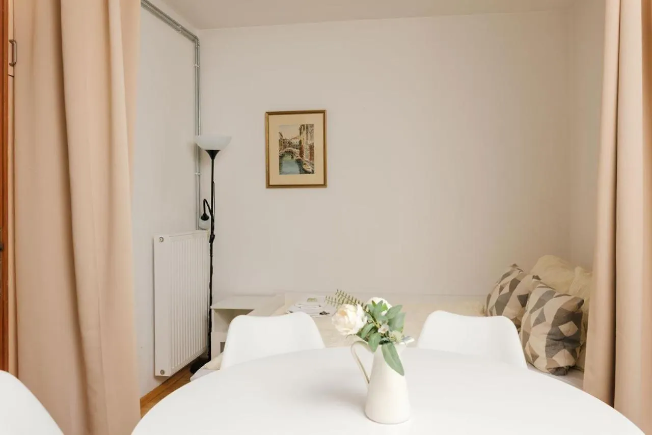 Apartment Zentral Direkt An U-Bahn Station Vienna