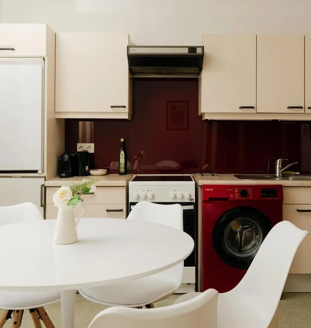 Apartment Zentral Direkt An U-Bahn Station Vienna